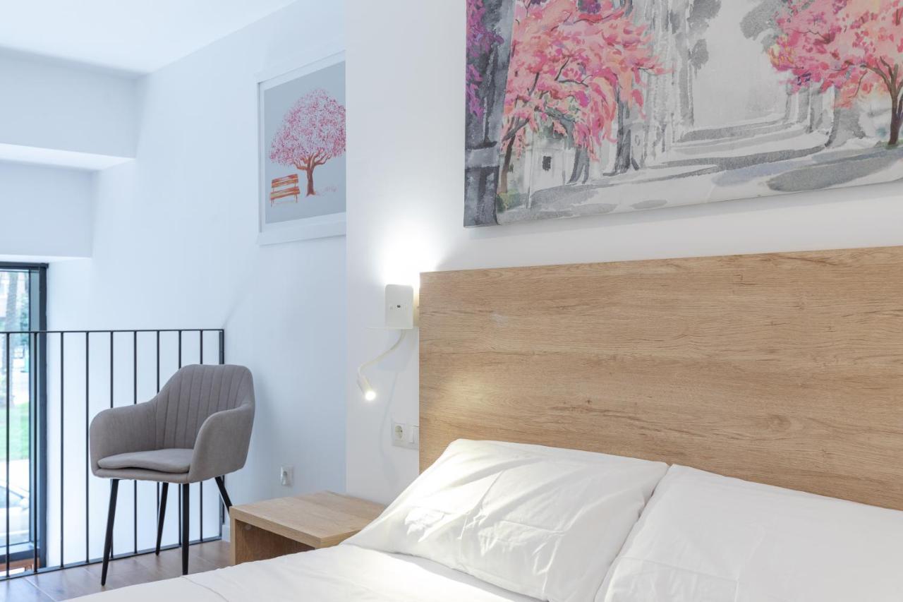 Travel Habitat Alameda Suites. Valence Extérieur photo