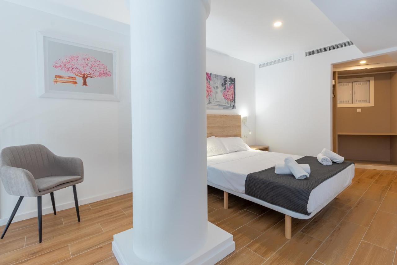 Travel Habitat Alameda Suites. Valence Extérieur photo
