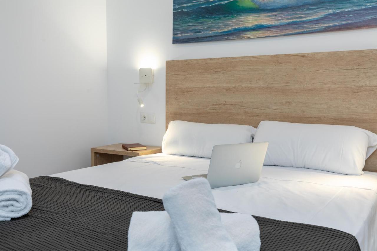 Travel Habitat Alameda Suites. Valence Extérieur photo