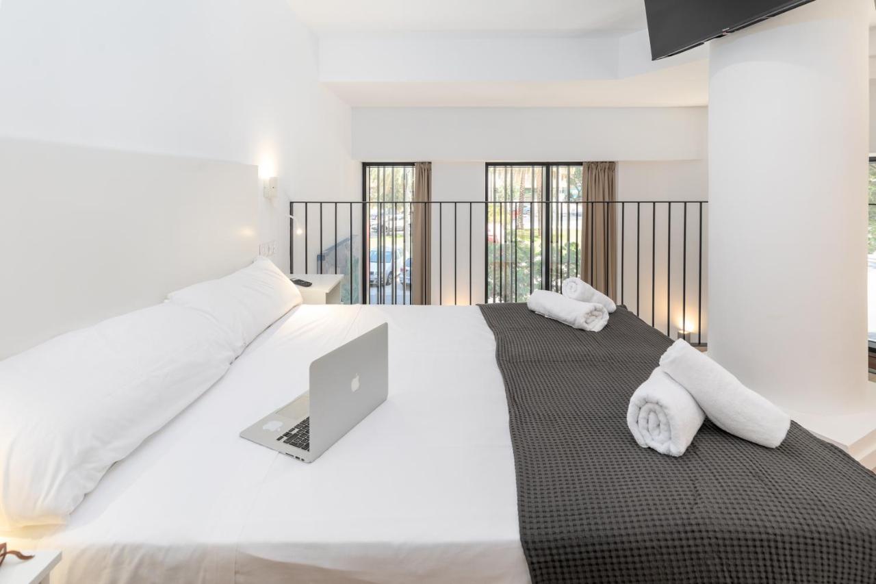Travel Habitat Alameda Suites. Valence Extérieur photo